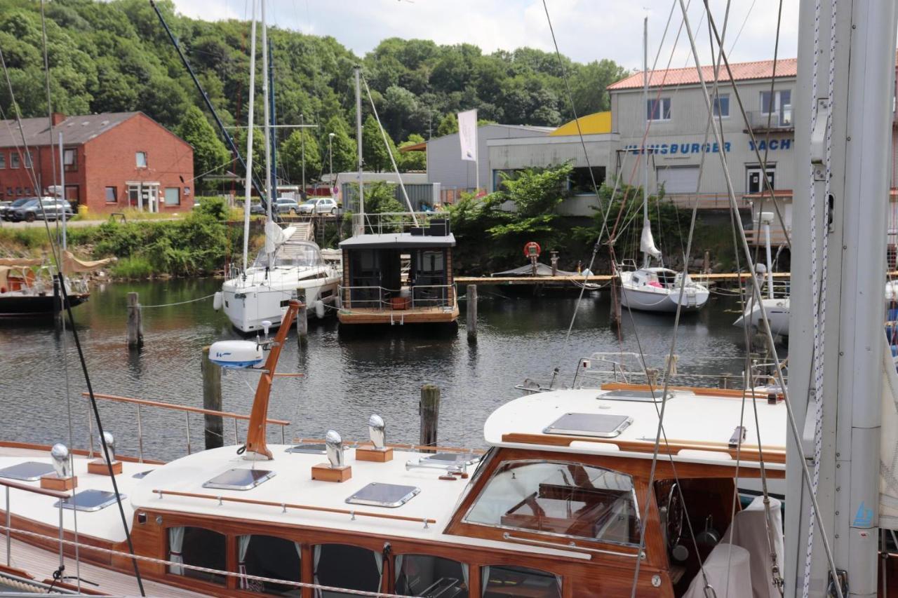 Hausboot Lina In Flensburg 호텔 외부 사진