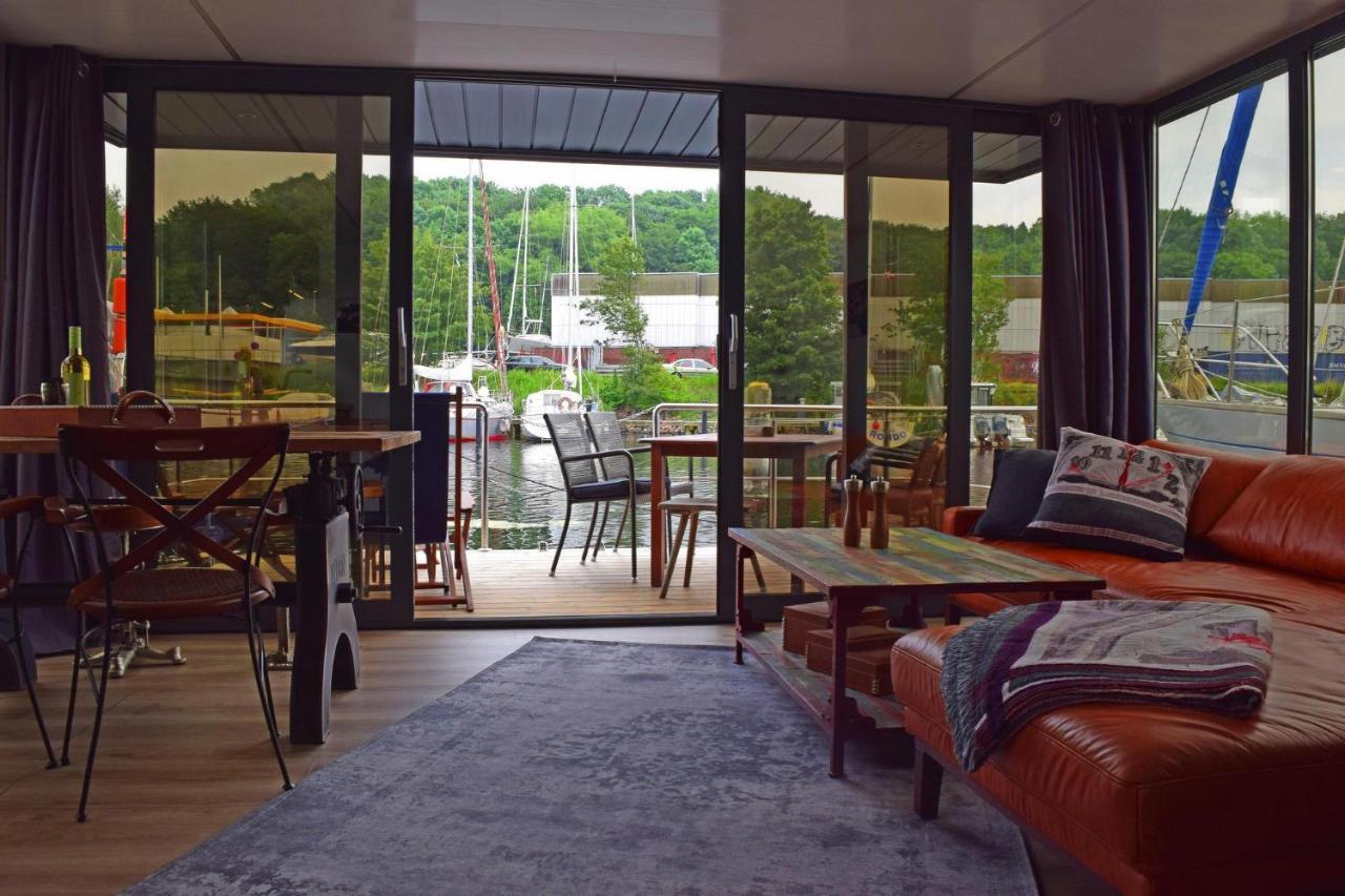 Hausboot Lina In Flensburg 호텔 외부 사진