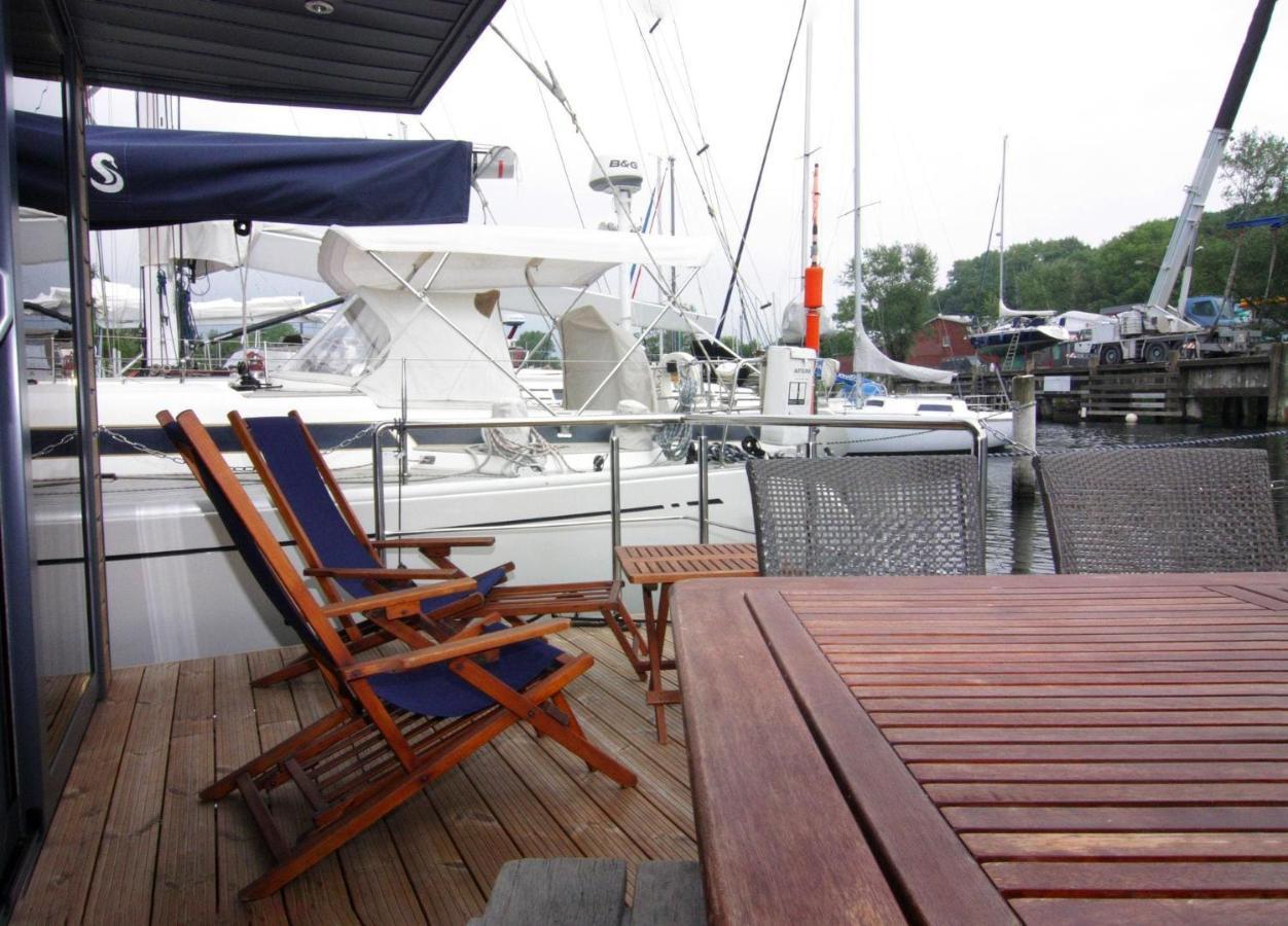 Hausboot Lina In Flensburg 호텔 외부 사진